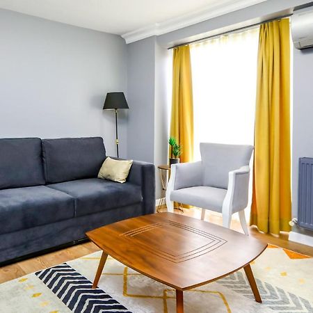 Vibrant Flat 500 M To Uskudar Ferry Station Apartment Istanbul Ngoại thất bức ảnh